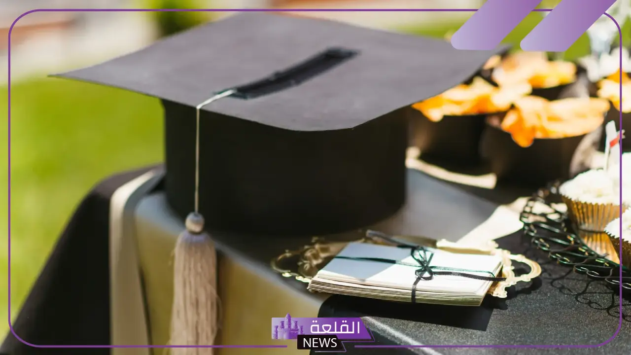 كلمات للمتخرجين من الجامعة والمدرسة.. كلمات عن التخرج والوداع