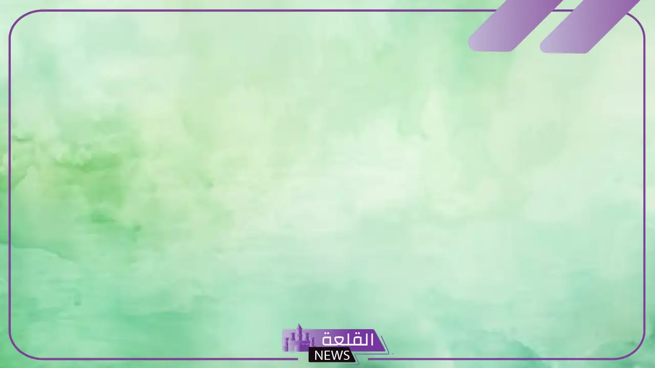 خلفية سادة للكتابة جاهزة باللون الأبيض.. خلفيات للكتابة عليها كيوت 10 خلفية خضراء فاتحة بظلال خفيفة