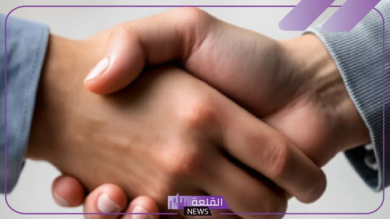 تفسير حلم السلام في المنام للعزباء على شخص وتقبيله لابن سيرين تفسير حلم السلام في المنام للعزباء على شخص وتقبيله لابن سيرين