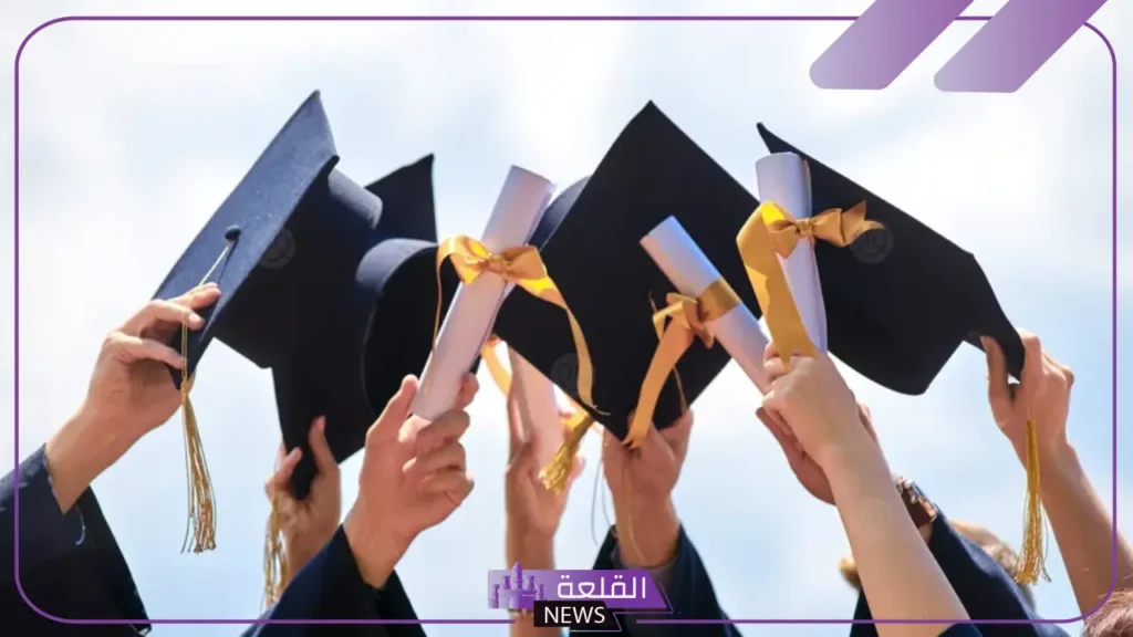 عبارات تهنئة تخرج من الجامعة جميلة قصيرة.. أجمل رسائل تهنئة تخرج تويتر عبارات تهنئة تخرج من الجامعة جميلة قصيرة.. أجمل رسائل تهنئة تخرج تويتر