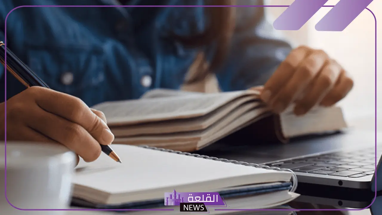 قارن بين البحث النظري والبحث التطبيقي